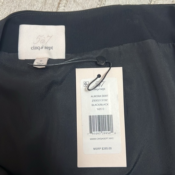 Cinq a Sept woman’s skirt - Picture 7 of 7